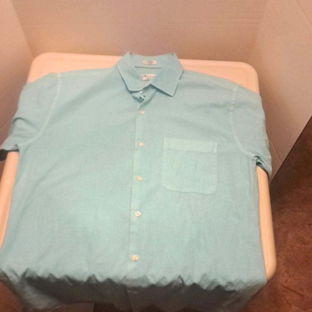 PETER MILLAR LIGHT BLUE BUTTON UP SHIRT Cotton/SILK Blend